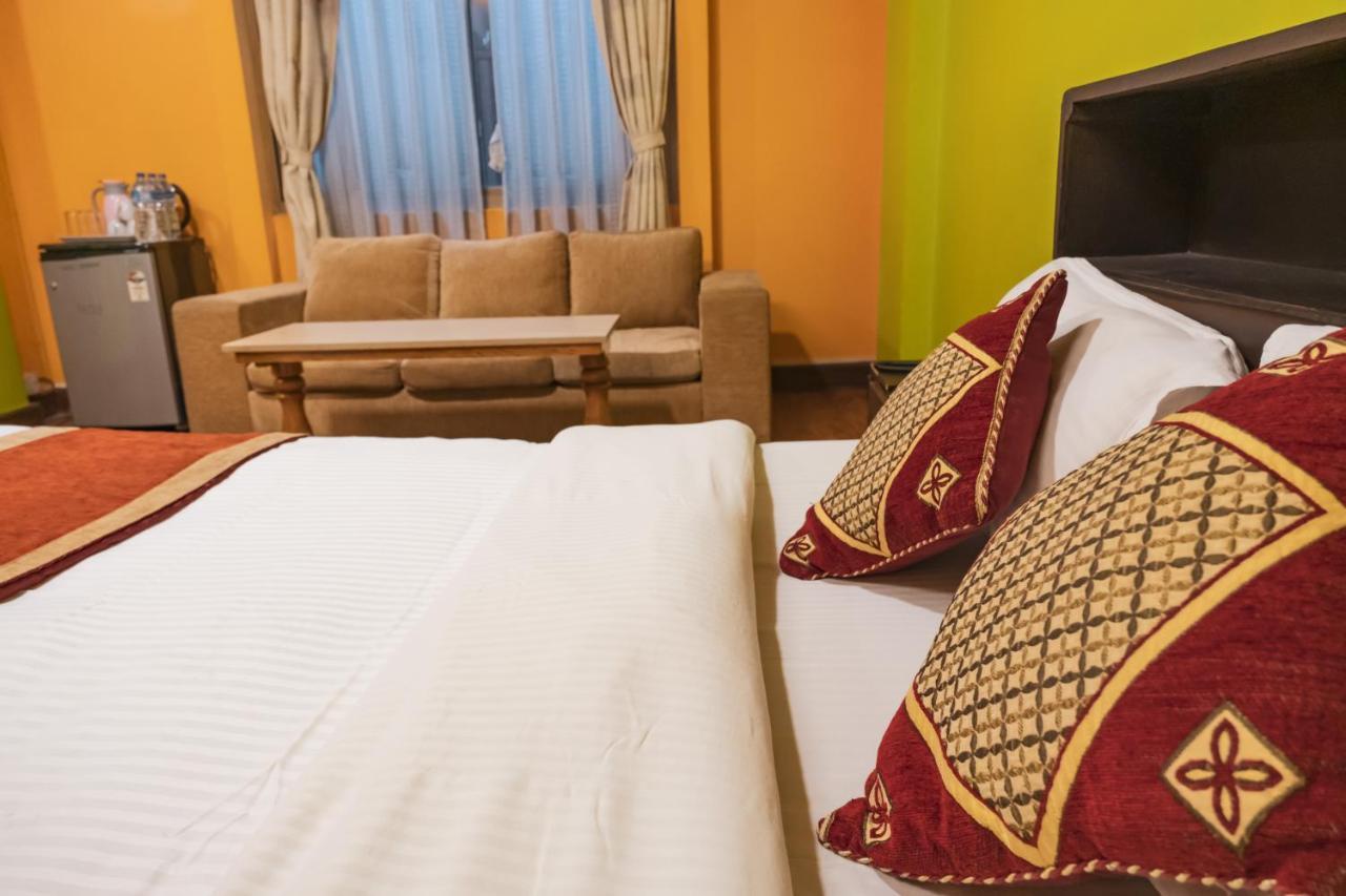 Nepalaya Hotel كاتماندو المظهر الخارجي الصورة