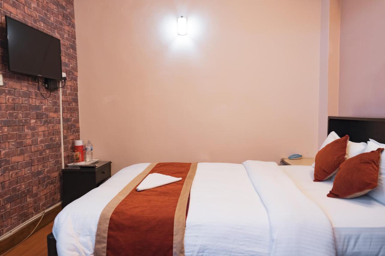 Nepalaya Hotel كاتماندو المظهر الخارجي الصورة