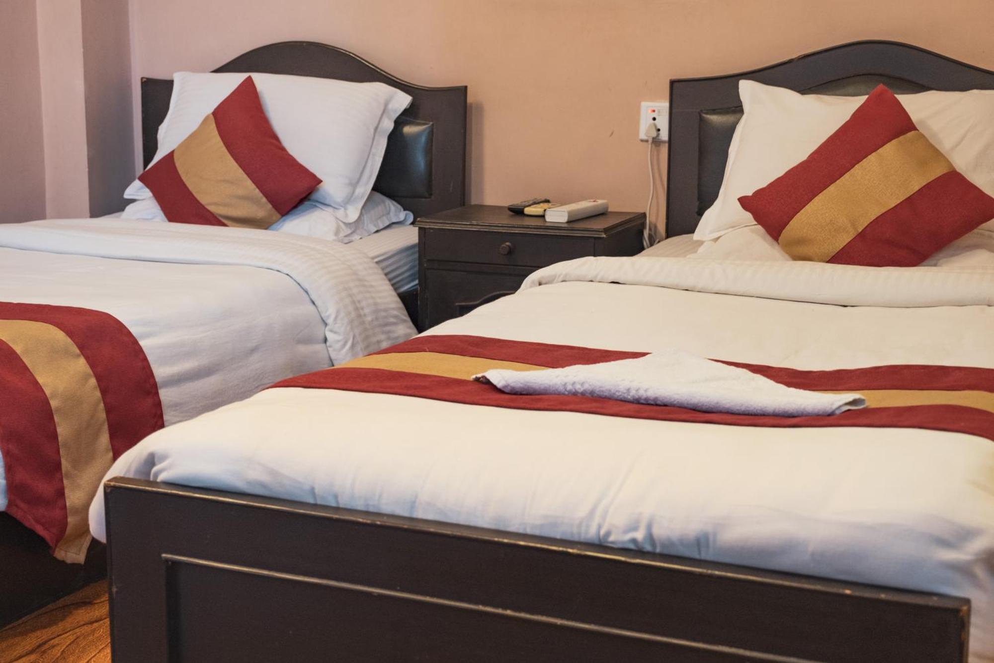 Nepalaya Hotel كاتماندو المظهر الخارجي الصورة